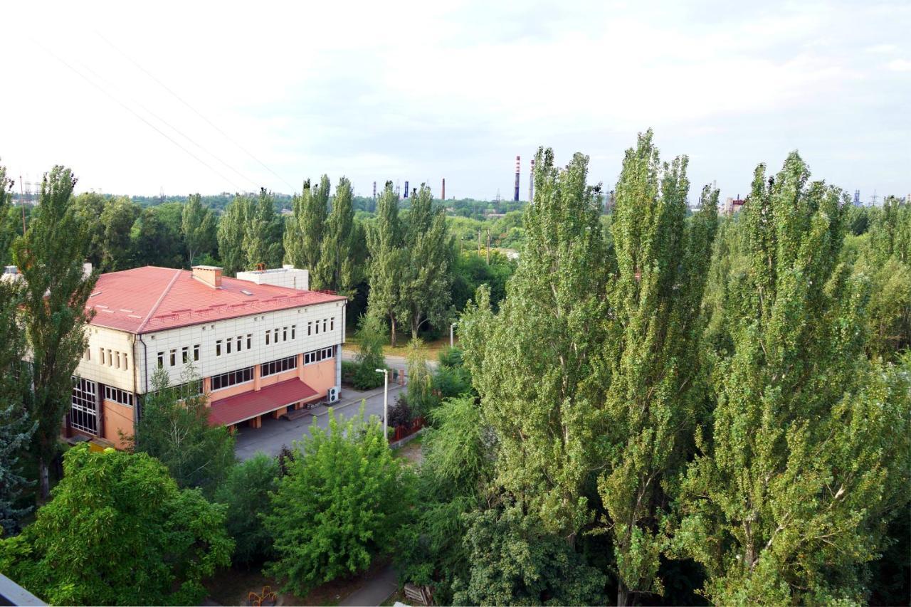 2 Rooms Semi-Luxury Apt On 39-H Nezalezhnoi Ukrаiny Street Next To The City Council Zaporizhia Exterior foto